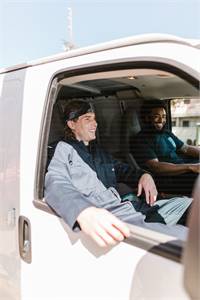 Goldline Movers - The Premium Company